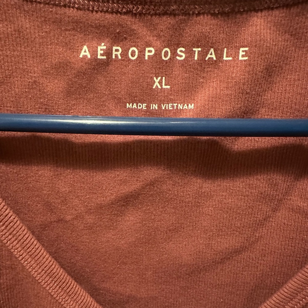 Aeropostale Rust Red Ruched Blouse - Picture 2 of 3